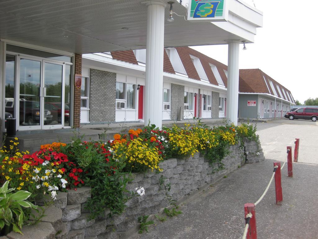 Hôtel Matagami Exterior foto